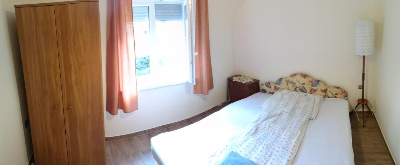 Ferienwohnung Babarczi Ueduelohaz Kiskunmajsa Exterior foto