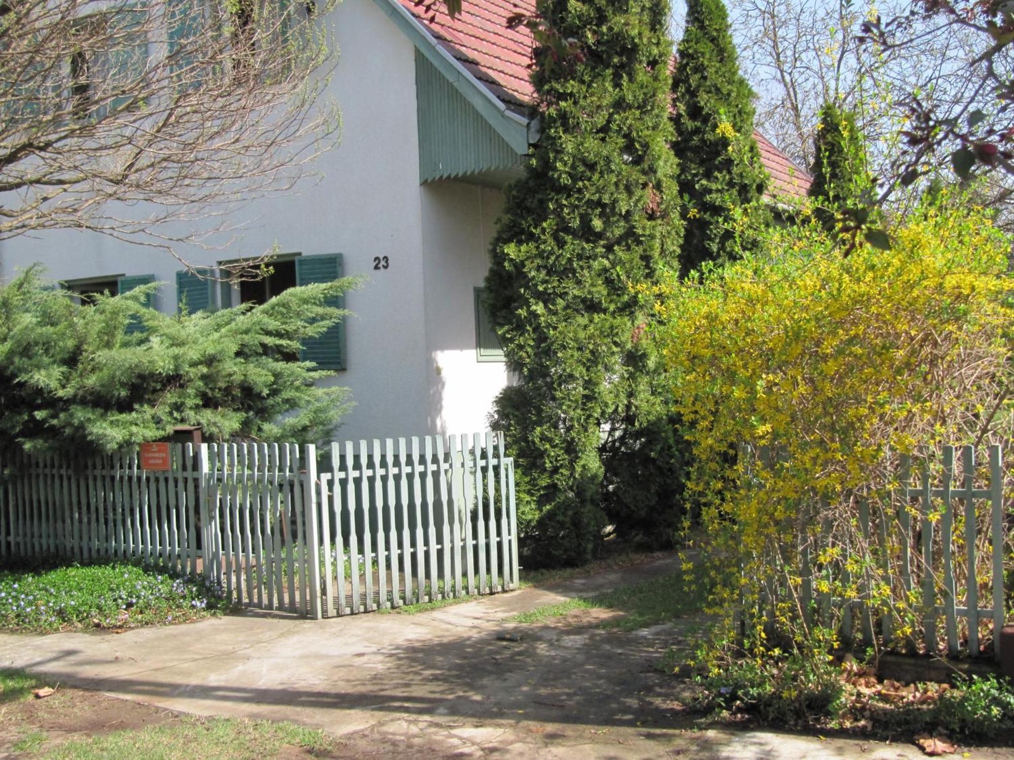 Ferienwohnung Babarczi Ueduelohaz Kiskunmajsa Exterior foto